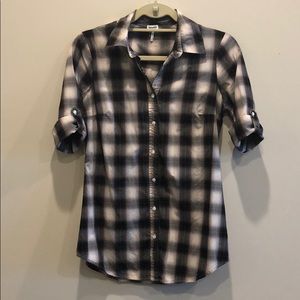 SPLENDID plaid button down top Size Small